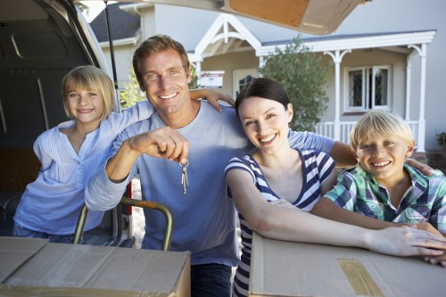 Local Greenwich removal company service covering nearby areas